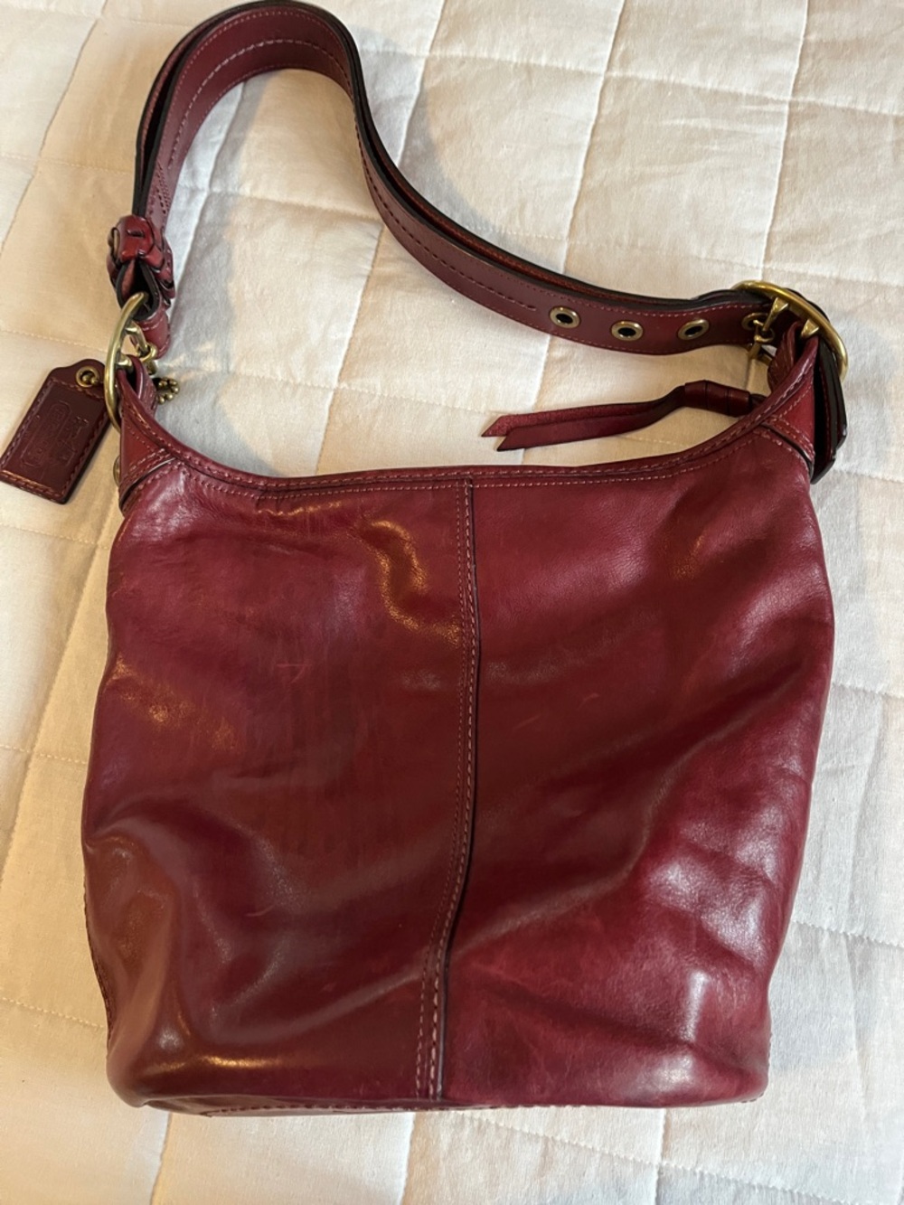 Coach Leather Shoulder Bag in Burgundy